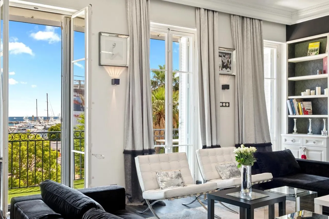 Croisette Luxury Waterfront Across The Sea Apartment Cannes